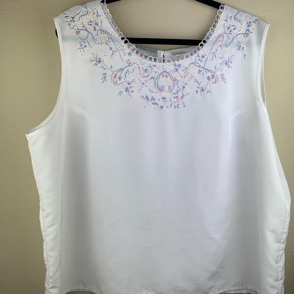 2x Blair white Tank Top with intricate blue and purple detailed collar - Picture 6 of 6